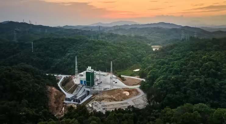 我国首型面向太空旅游的完全可重复使用飞行器：中科宇航力鸿二号亮相